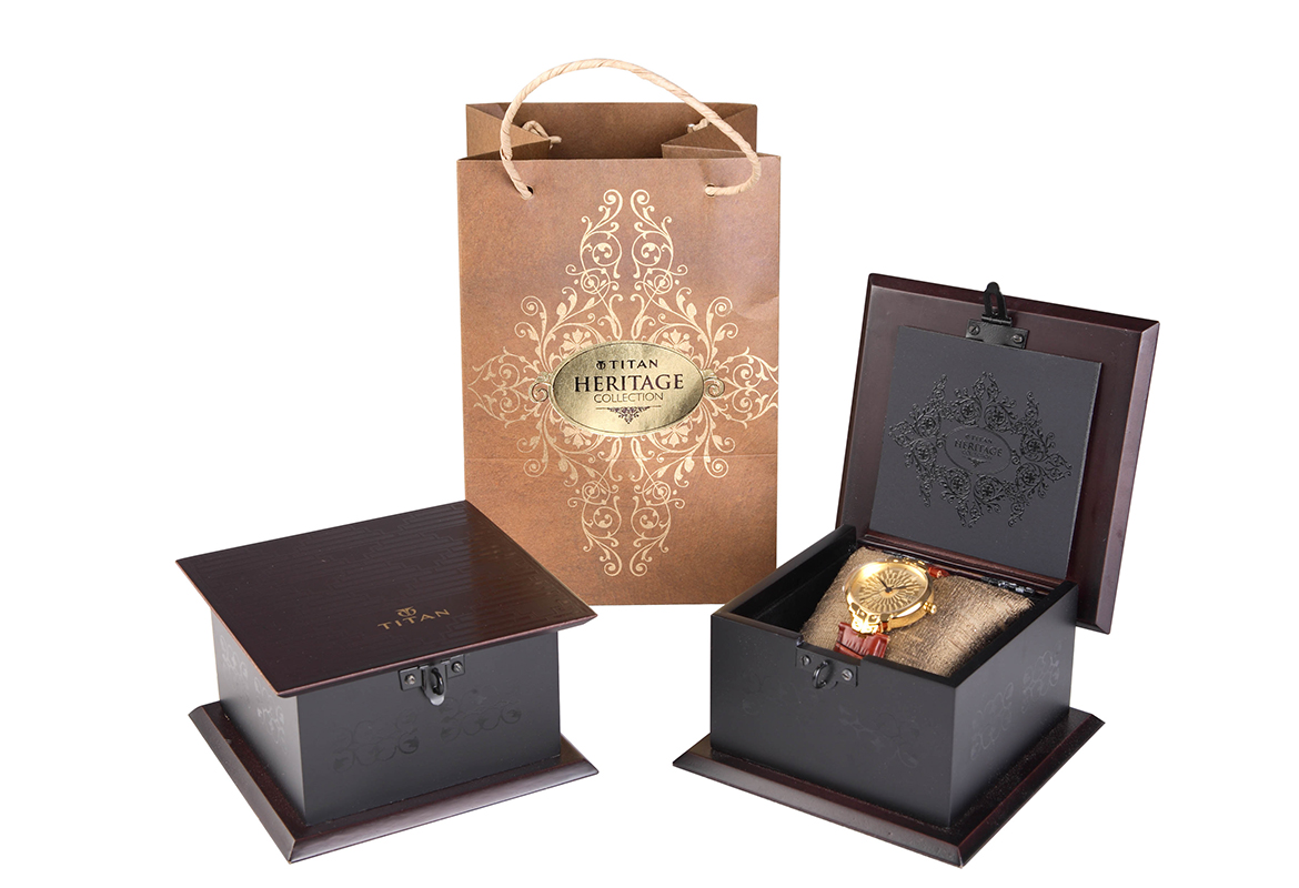 Custom Smart Watch Boxes | Custom Printed Smart Watch Packaging Boxes at  Wholesale Price with Your Brand Logo